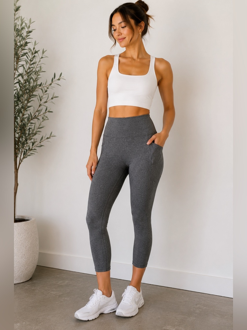 Quince Charcoal Gray High-Waist Capri Crop Leggings Size L Athleisure Activewear